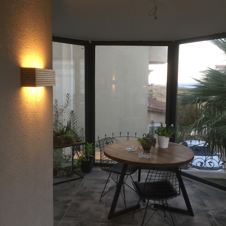 modern-wood-floor-lamp